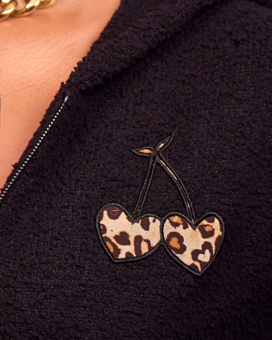 Love Kills Crop Hoodie in Black - Image 5