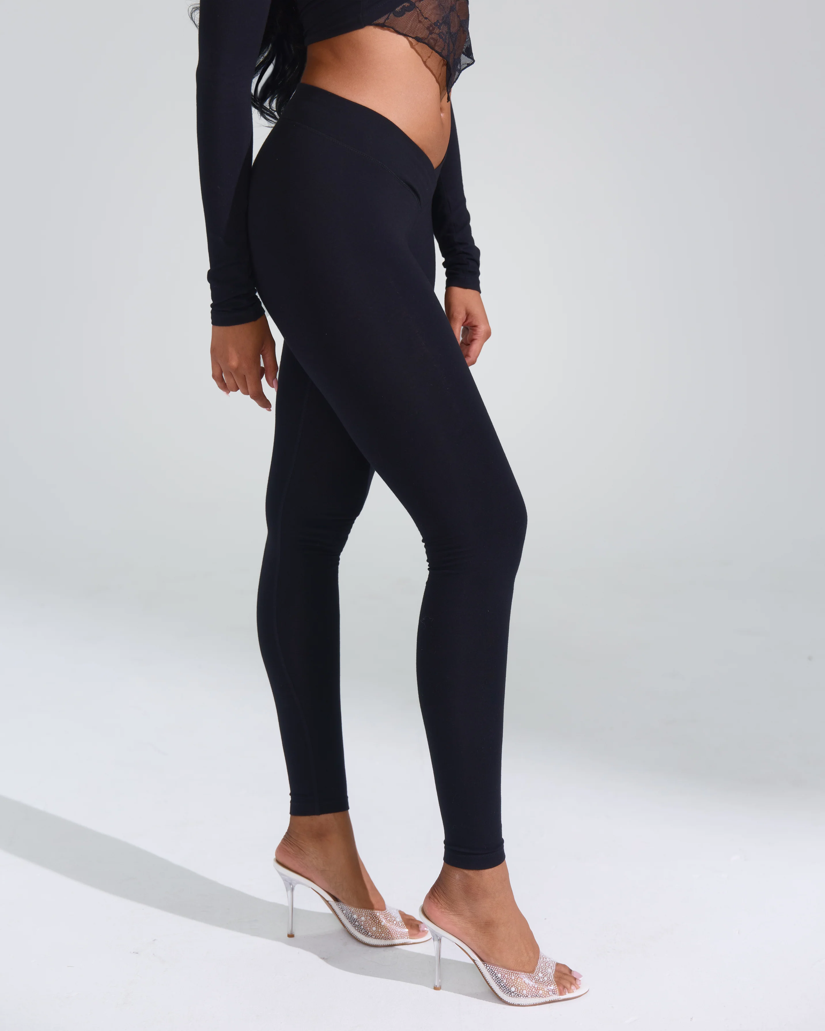 Voight Legging in Black - Image 4